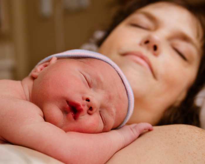 Criteri per la dimissione di madre e neonato e assistenza puerperio ✿